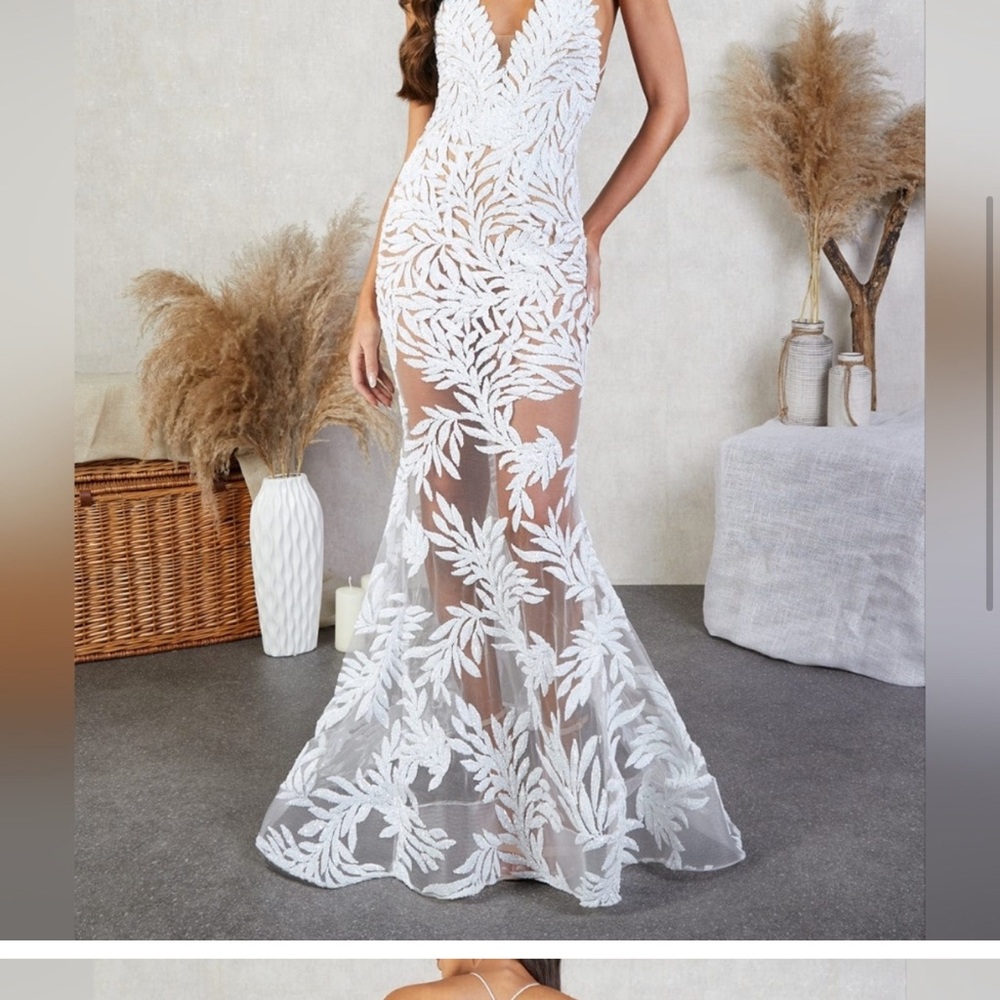 NADINE MERABI STELLA dress in white- UNALTERED size 6 small stretch. Offer!